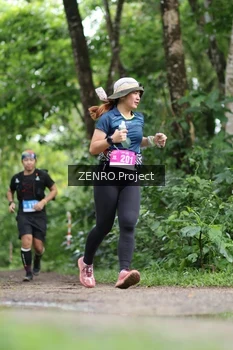 Runner Photo 1746723