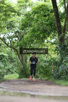 Runner Photo 1746772