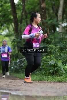Runner Photo 1746830