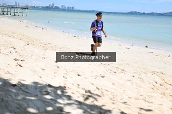 Runner Photo 1746848