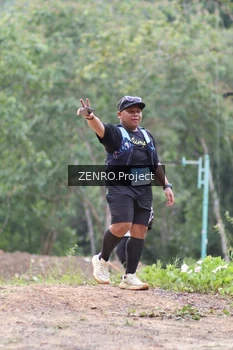 Runner Photo 1746874