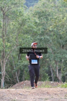 Runner Photo 1746877