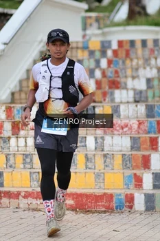 Runner Photo 1747001