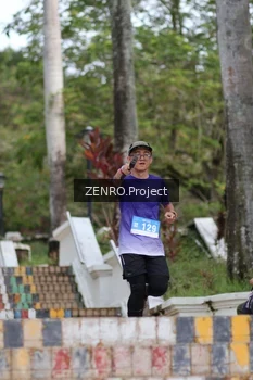 Runner Photo 1747036