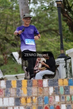 Runner Photo 1747044
