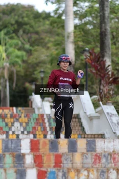 Runner Photo 1747083