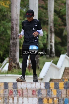 Runner Photo 1747091