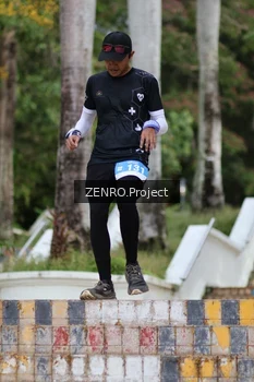 Runner Photo 1747092