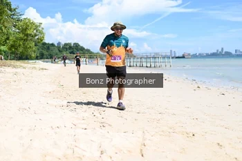 Runner Photo 1747112