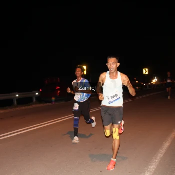 Runner Photo 1747123