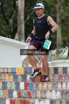 Runner Photo 1747165