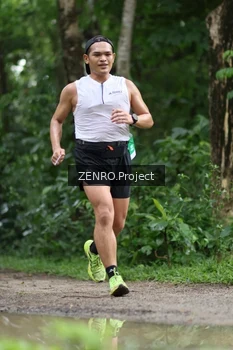 Runner Photo 1747212