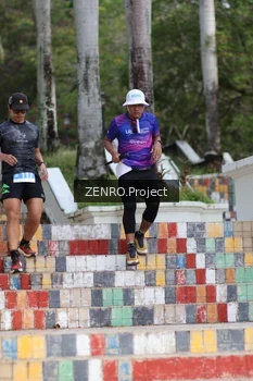 Runner Photo 1747214