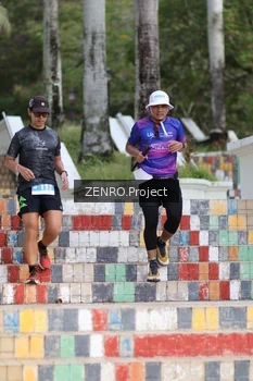 Runner Photo 1747217