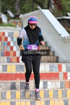 Runner Photo 1747251