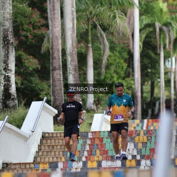 Runner Photo 1747288