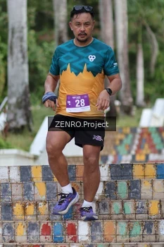 Runner Photo 1747293