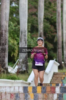 Runner Photo 1747312
