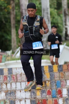 Runner Photo 1747339