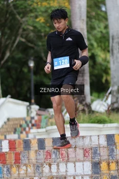 Runner Photo 1747343
