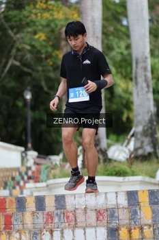 Runner Photo 1747344
