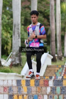 Runner Photo 1747349
