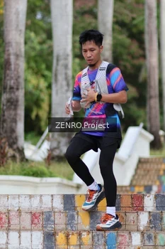 Runner Photo 1747353