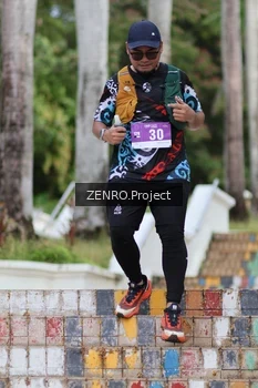 Runner Photo 1747362