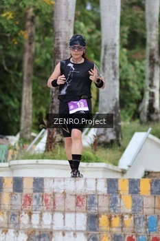 Runner Photo 1747371