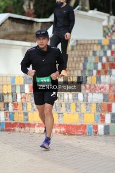 Runner Photo 1747385