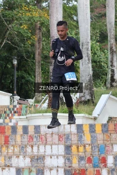 Runner Photo 1747459