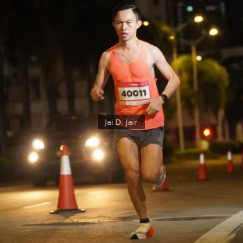Runner Photo 1747851