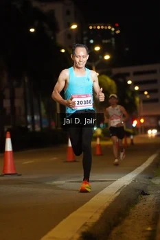 Runner Photo 1747857