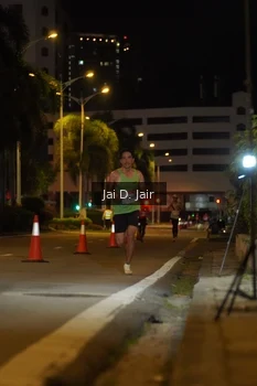 Runner Photo 1747872
