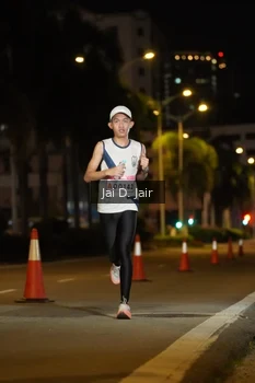 Runner Photo 1747881