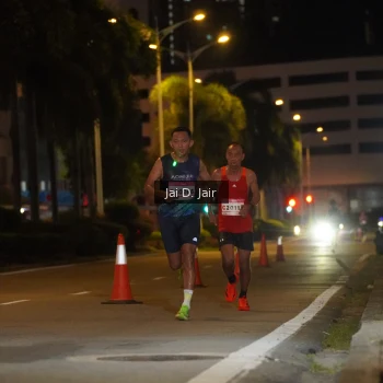 Runner Photo 1747883