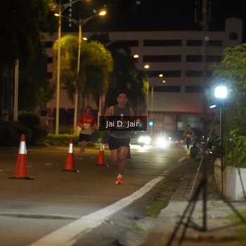 Runner Photo 1747886