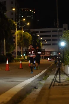 Runner Photo 1747896
