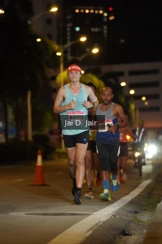 Runner Photo 1747963
