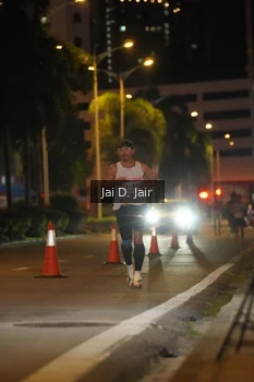 Runner Photo 1747974