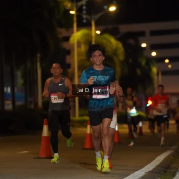 Runner Photo 1747986