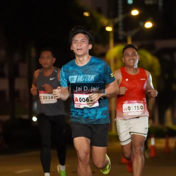 Runner Photo 1747990