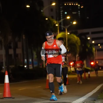 Runner Photo 1748041