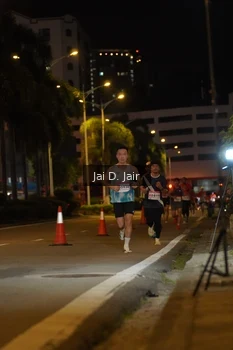 Runner Photo 1748057