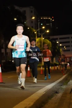 Runner Photo 1748062