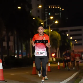 Runner Photo 1748081