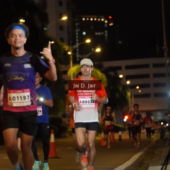 Runner Photo 1748100