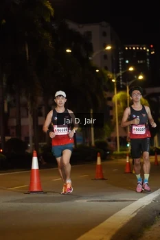 Runner Photo 1748108