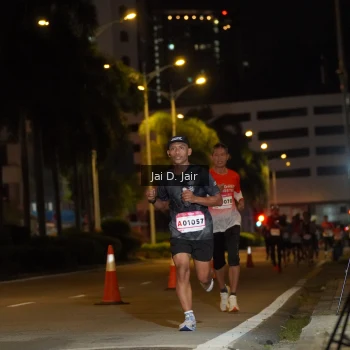 Runner Photo 1748138