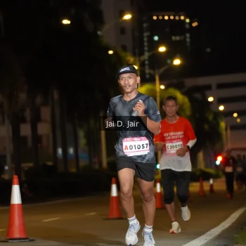 Runner Photo 1748144